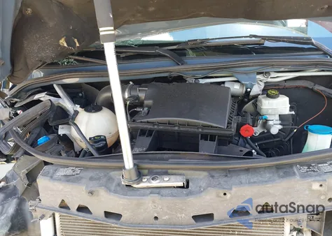 2018 Mercedes-Benz Sprinter 2500 Standard Roof V6 из США, поврежденный, VIN WD3PE7CD3JP641332